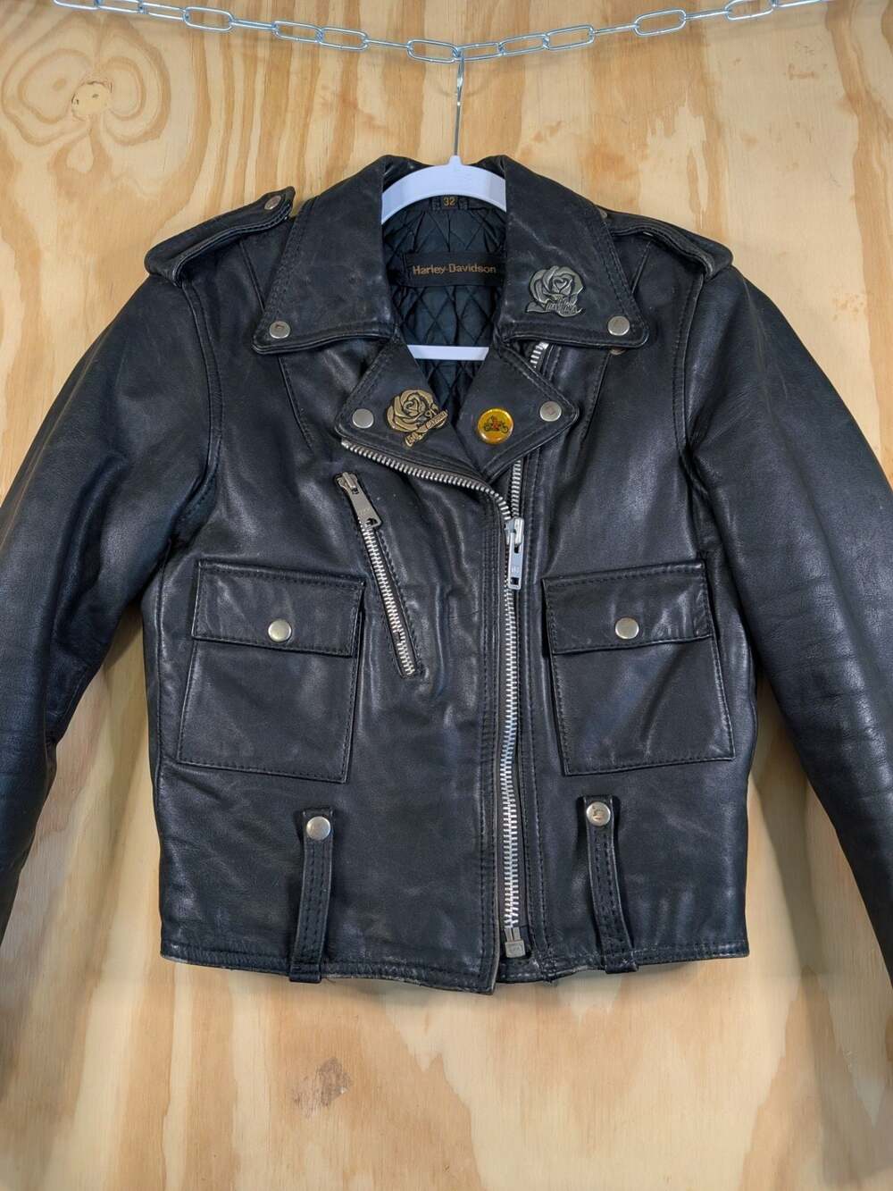 Vintage Harley-Davidson Black Leather Womens Biker Jacket with Daytona Pins